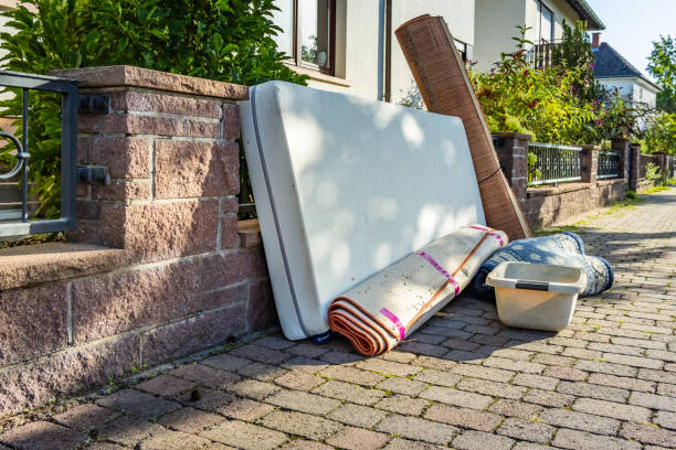 Best Moving and Downsizing Cleanouts  in Larned, KS